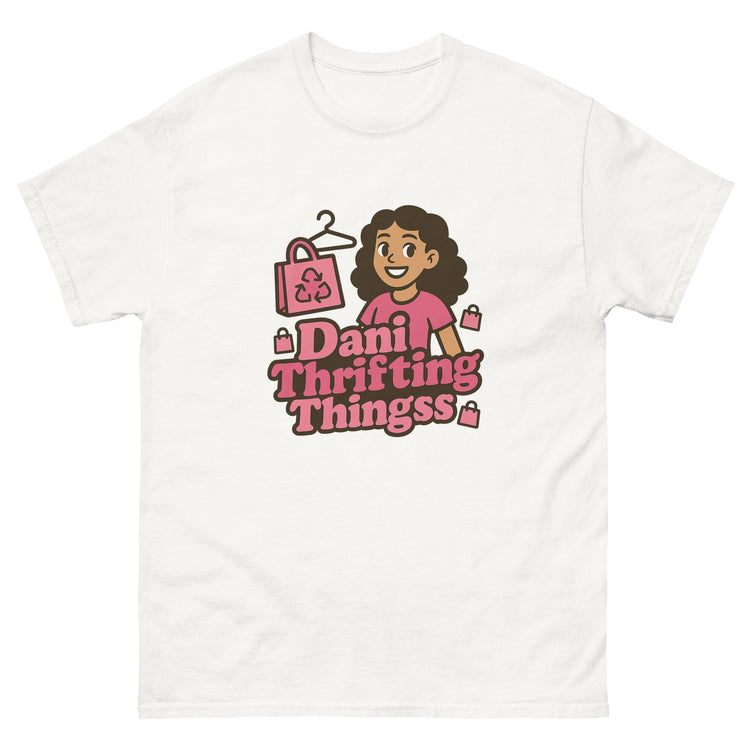 Girl with bags and other reseller and thrifting merch 