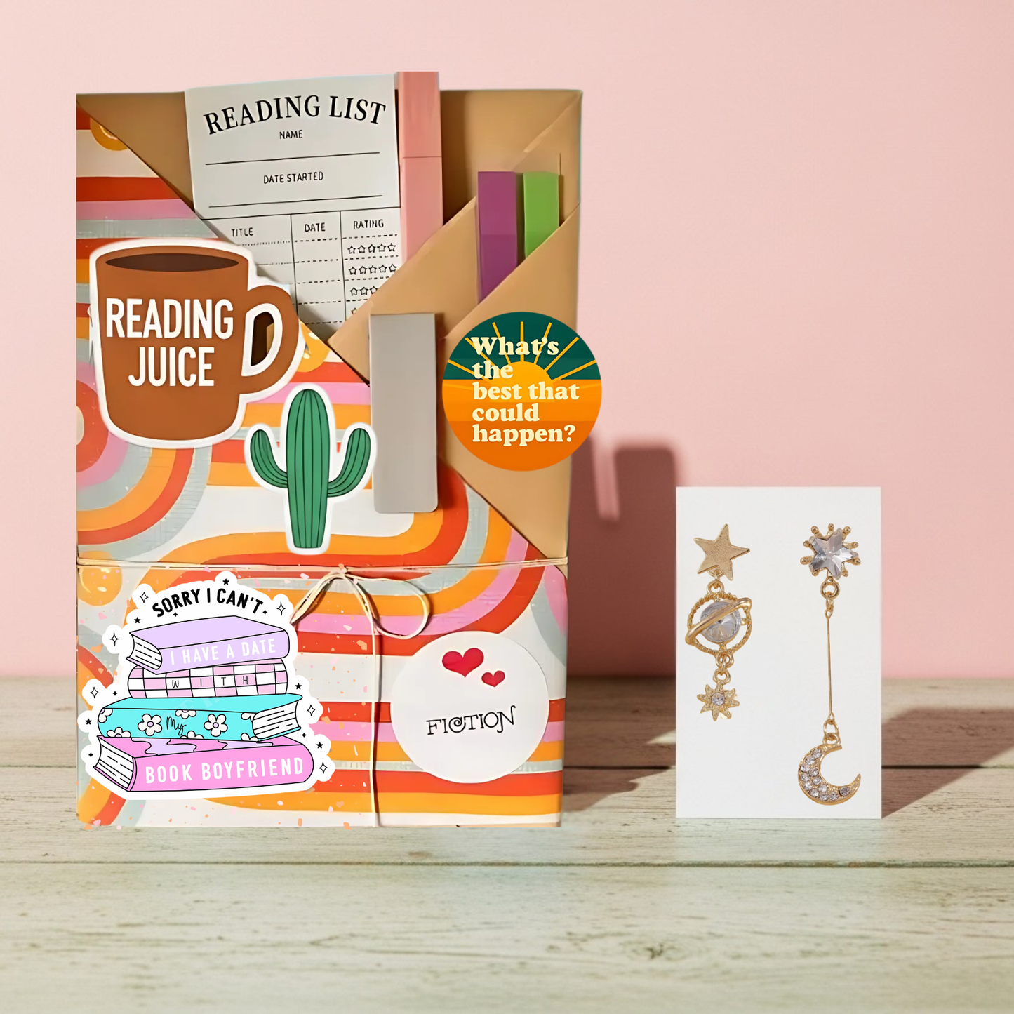 Blind Date Book & Earrings Gift Set – Wholesale Bestseller: Pineapple Rhinestone Earrings / Fiction