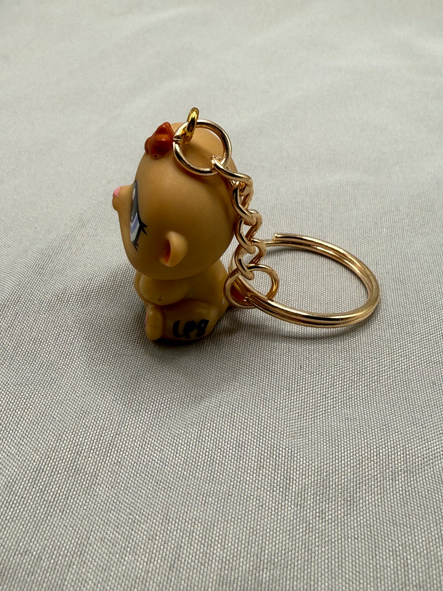 Hamster Keychain | Y2K Pet Club Tan Purple Eyes Gold Keyring | Y2K Retro Toy Charm