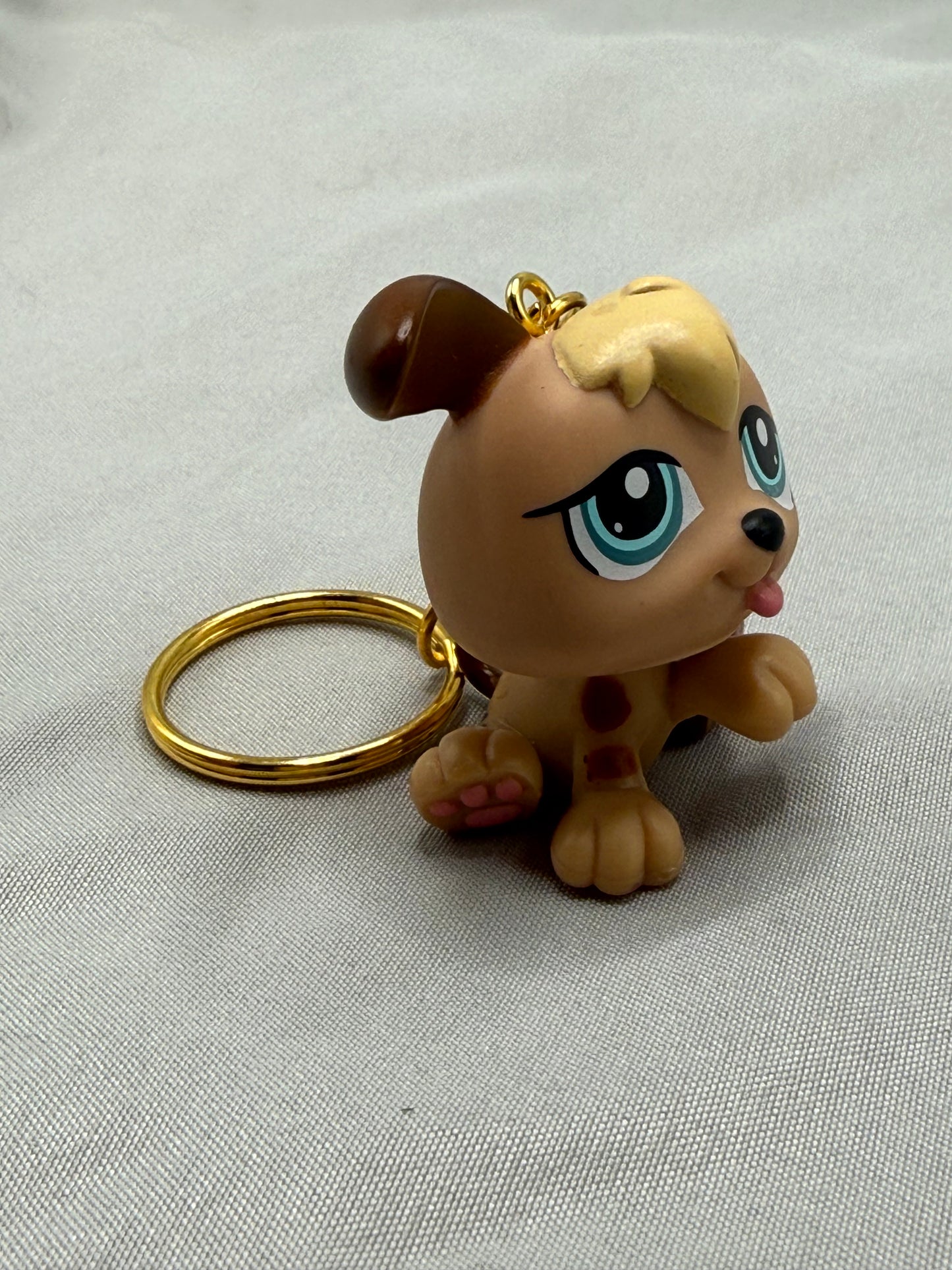 Puppy Dog Keychain | Brown Spaniel Teal Eyes Gold Keyring | Y2K Retro Toy Charm