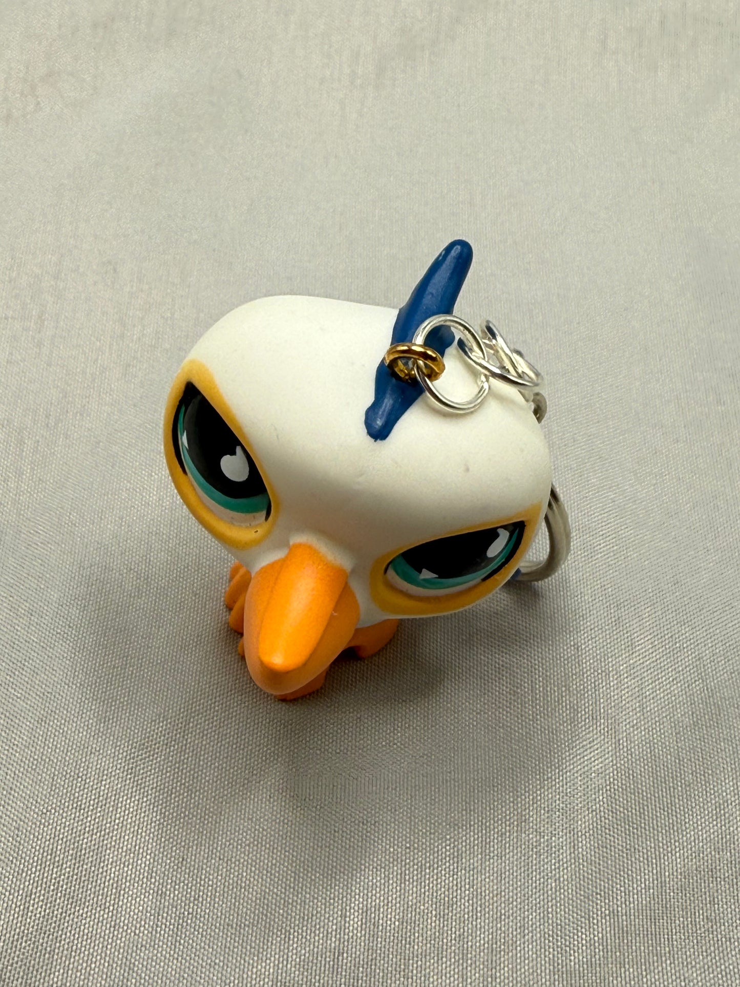 Seagull Bird Keychain | White Orange Beak Teal Eyes Blue Crest | Y2K Retro Toy Charm