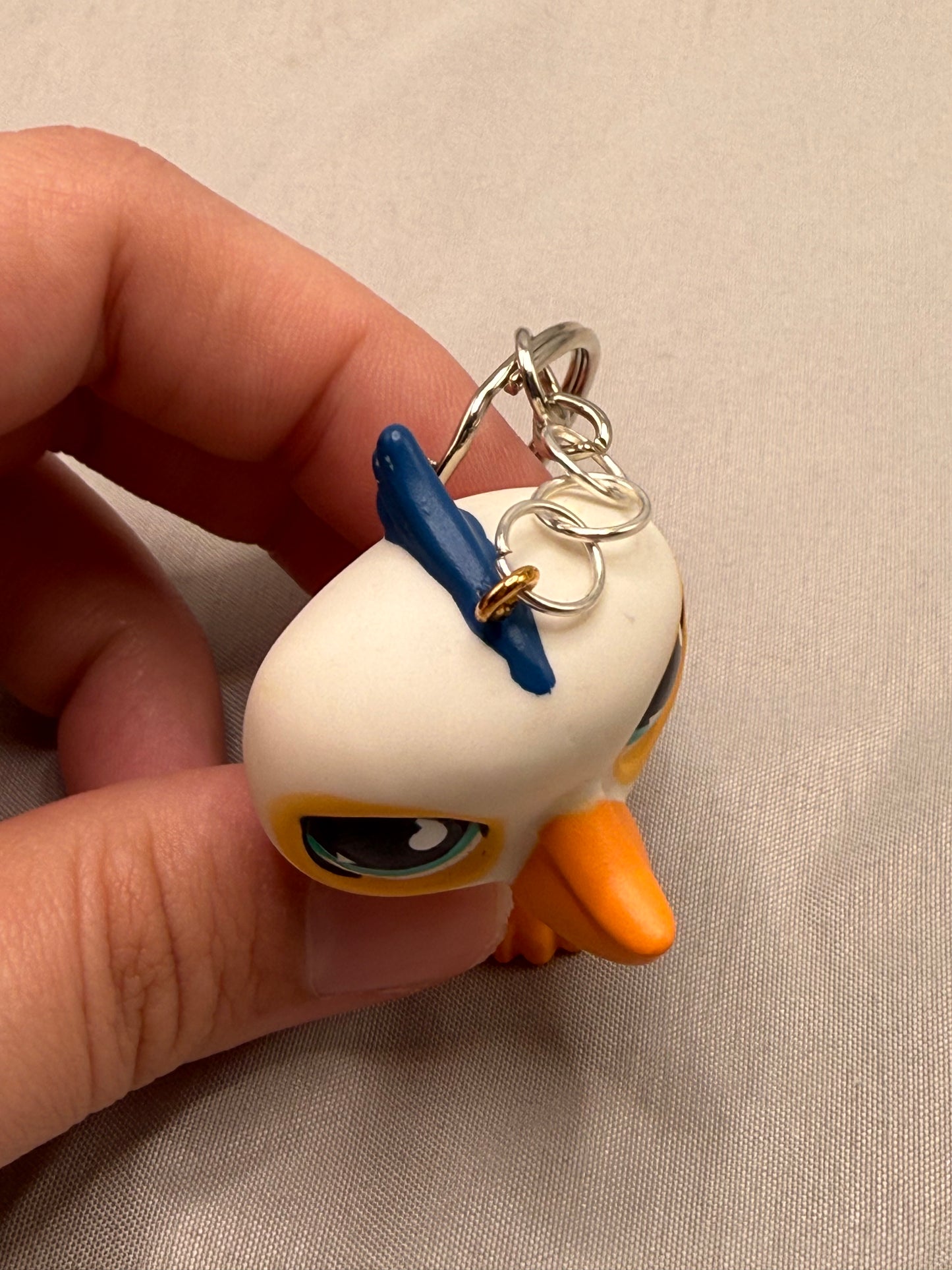 Seagull Bird Keychain | White Orange Beak Teal Eyes Blue Crest | Y2K Retro Toy Charm
